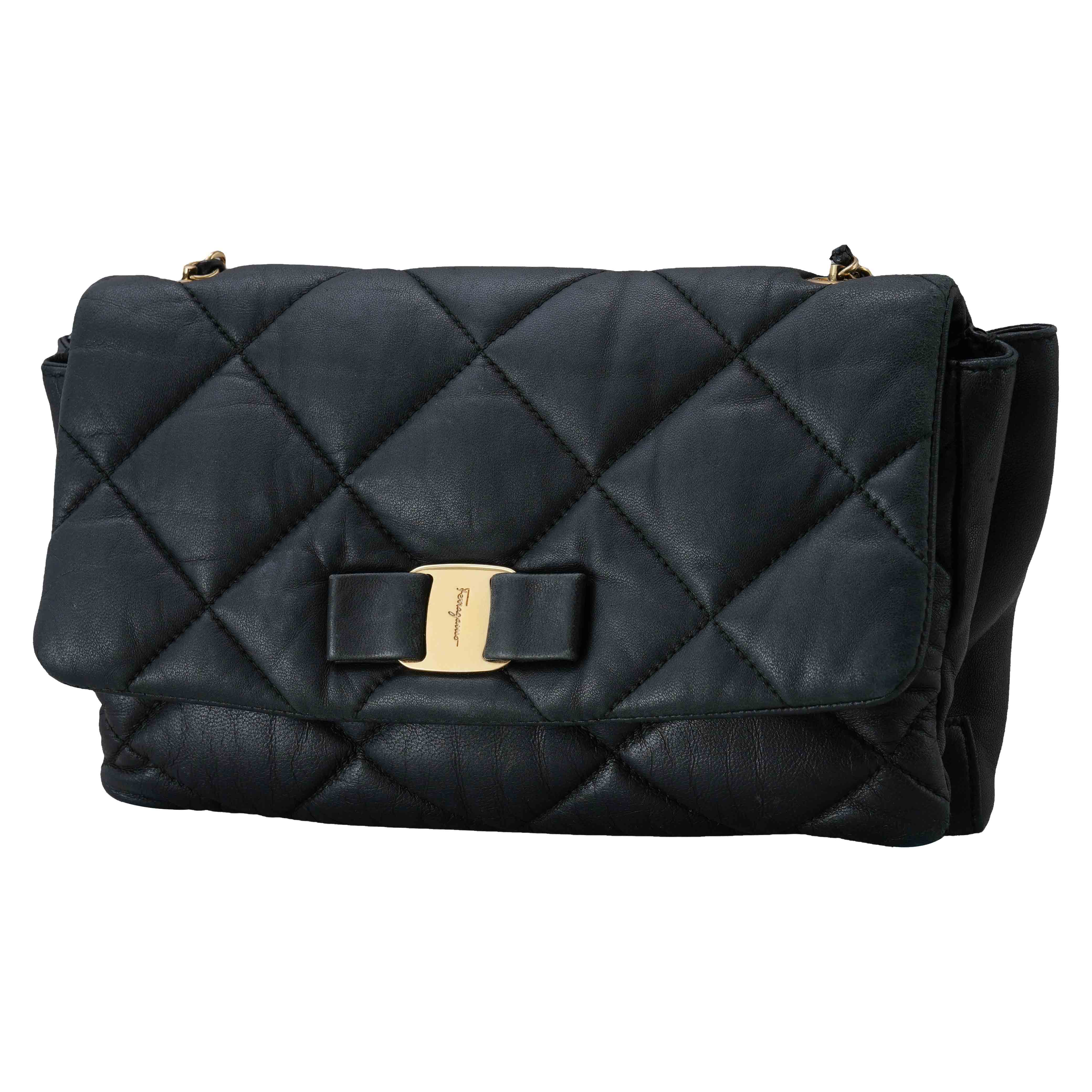 FERRAGAMO(USED)페레가모 바라리본 퀼팅 체인 숄더백